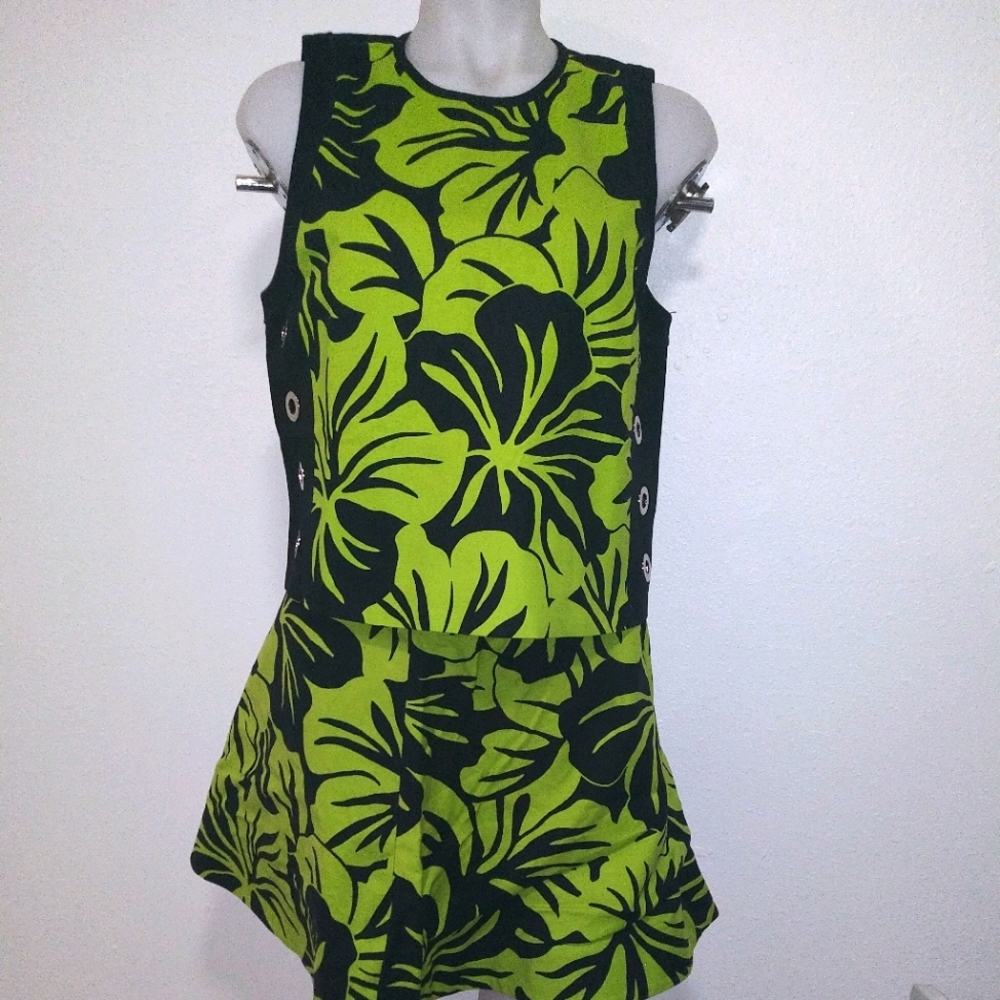 Tropical 2 piece MK outfit